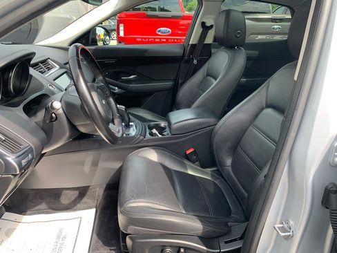 Used 2020 Jaguar E-PACE SE AWD/4WD image 15