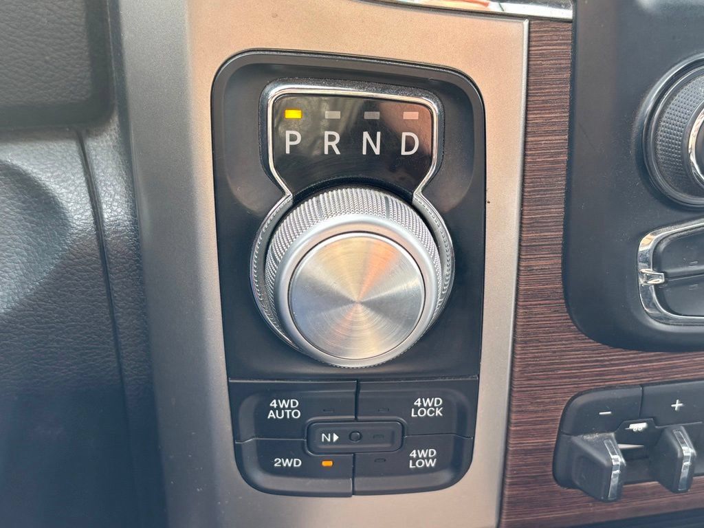 Used 2015 RAM 1500 Laramie AWD/4WD image 30