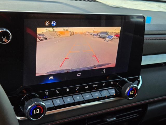 New 2026 Chevrolet Colorado Z71 w/ Midnight Edition AWD/4WD image 12