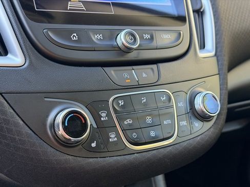 Used 2023 Chevrolet Malibu LT image 15