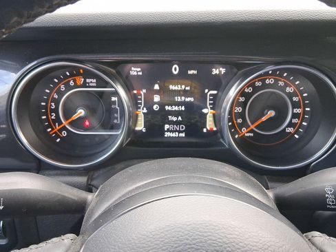 Used 2022 Jeep Wrangler Unlimited Sport image 10