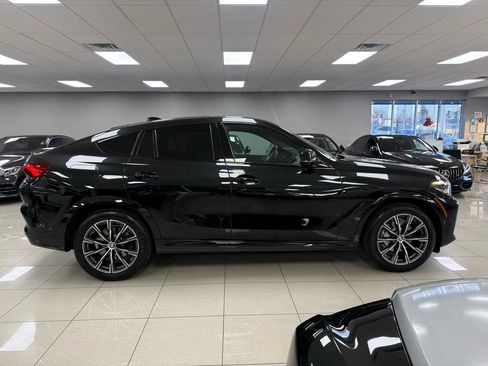 Used 2021 BMW X6 xDrive40i w/ M Sport Package image 8