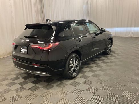 Used 2024 Honda HR-V EX-L image 2