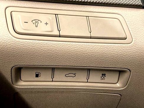 Used 2017 Hyundai Sonata SE image 23