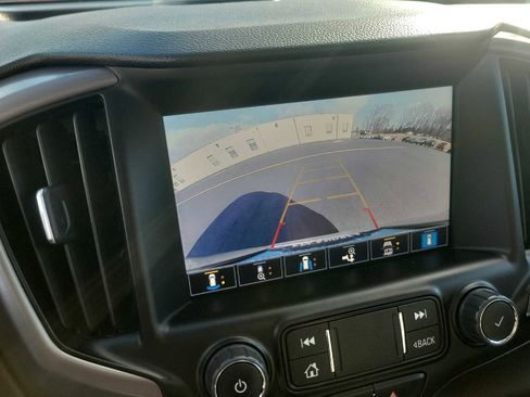 Certified 2022 GMC Terrain AT4 w/ Infotainment Package II image 19