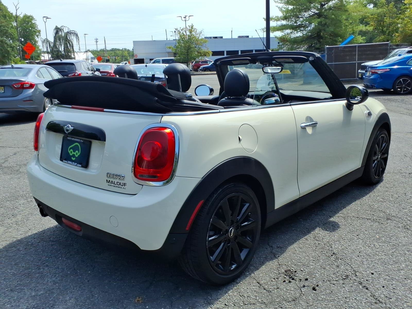 Used 2018 MINI Cooper Convertible FWD image 23