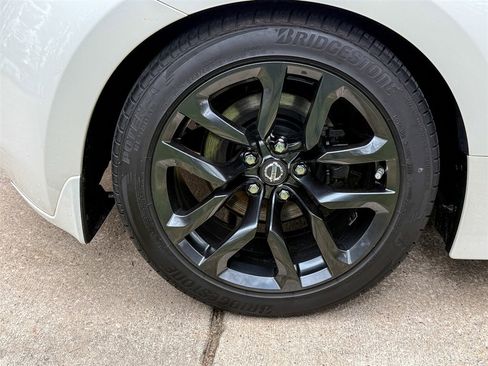 Used 2020 Nissan 370Z Coupe image 34