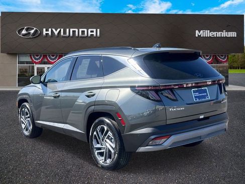 Certified 2025 Hyundai Tucson Limited AWD/4WD image 7