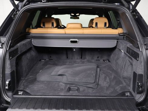 Used 2024 BMW X5 xDrive40i w/ Premium Package image 19