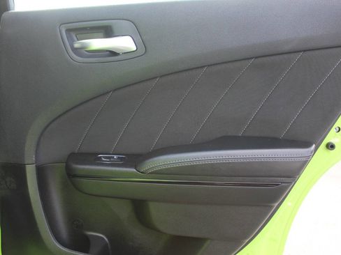 Used 2023 Dodge Charger SXT w/ Blacktop Package image 12