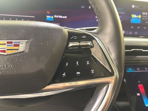 Used 2025 Cadillac Escalade Sport w/ LPO, ONYX Package AWD/4WD image 14