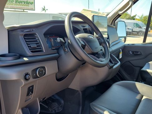 New 2026 Ford Transit 250 148 Medium Roof w/ Load Area Protection Package image 15