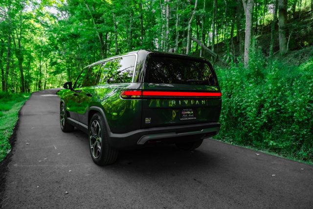 Used 2024 Rivian R1S Adventure Quad AWD/4WD image 6