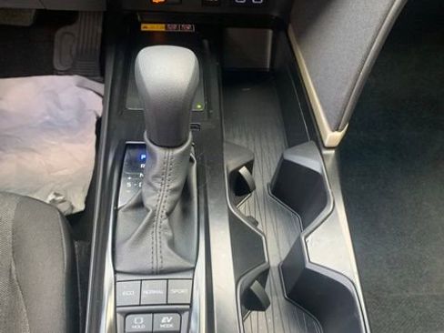 Certified 2025 Toyota Camry LE image 33