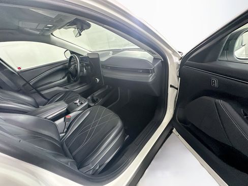 Used 2024 Ford Mustang Mach-E Select image 30