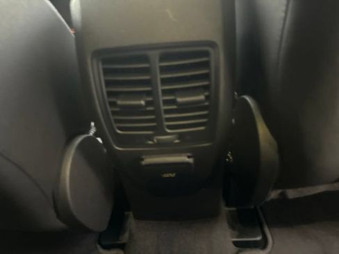 Used 2016 Ford Escape SE w/ SE Leather Comfort Package FWD image 14