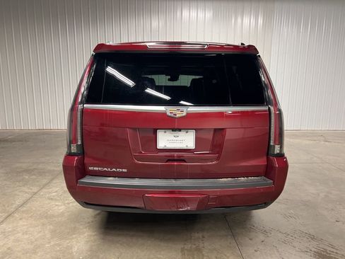 Used 2018 Cadillac Escalade ESV Premium Luxury image 5