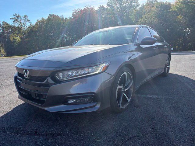 Used 2020 Honda Accord Sport image 2