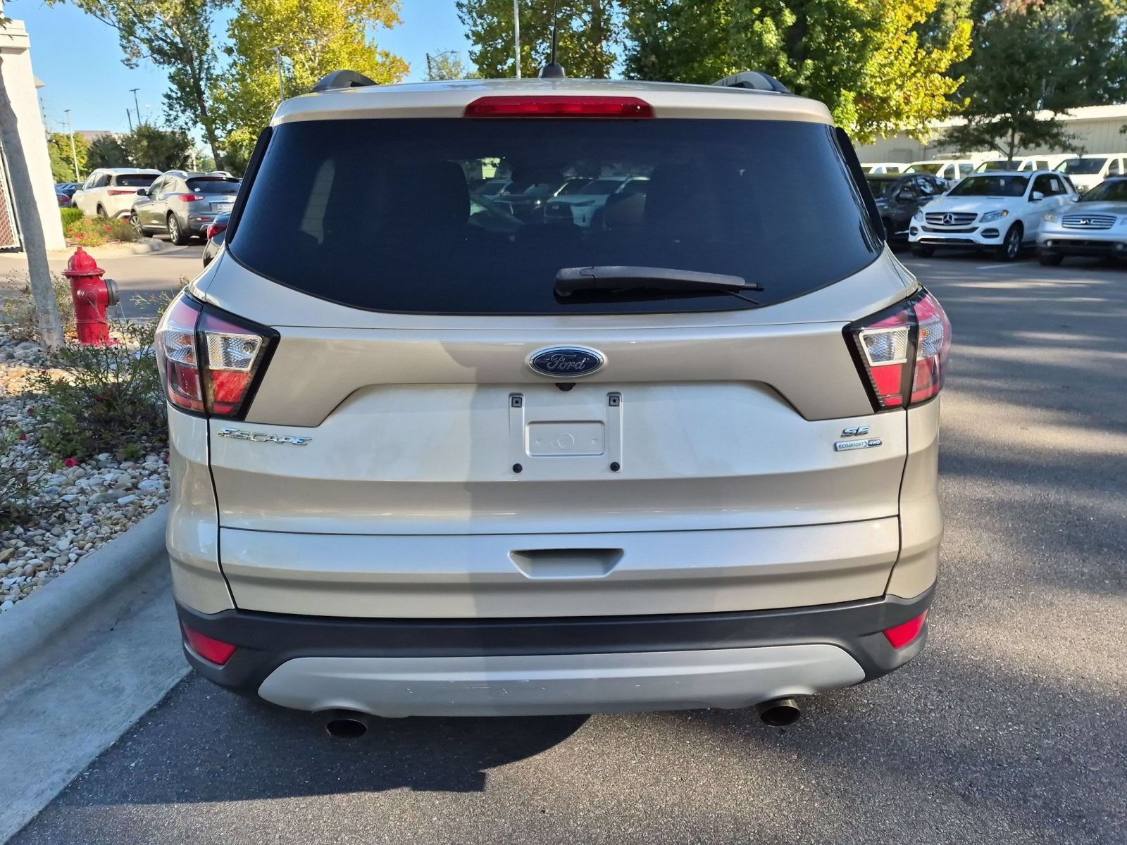 Used 2018 Ford Escape SE AWD/4WD image 4