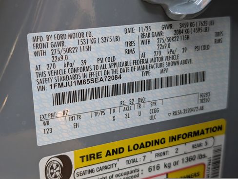 New 2025 Ford Expedition Platinum w/ Driver's Package image 25