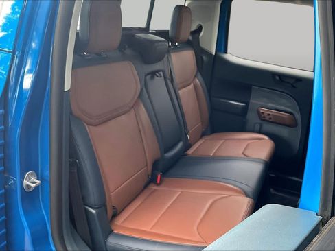 Used 2022 Ford Maverick Lariat w/ Lariat Luxury Package FWD image 20