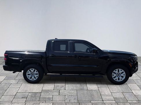 Used 2022 Nissan Frontier SV RWD image 8