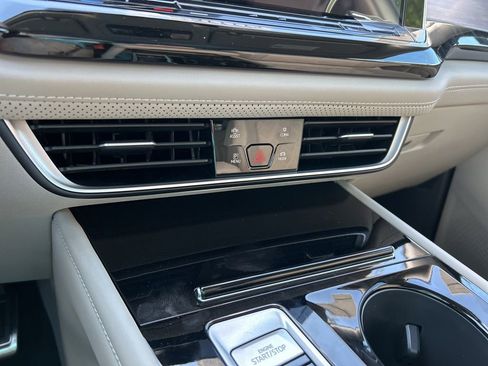 New 2026 Volkswagen Atlas SEL Premium R-Line image 38