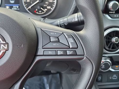 Used 2025 Nissan Sentra S FWD image 18