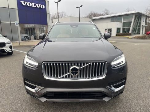 Certified 2024 Volvo XC90 B6 Ultimate w/ Protection Package Premier image 6