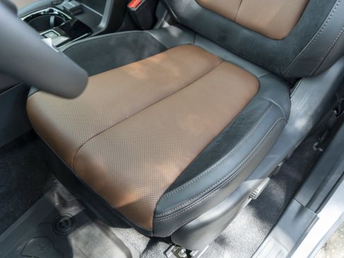 New 2026 Subaru Forester Touring AWD/4WD image 9
