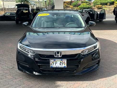 Used 2018 Honda Accord LX image 2