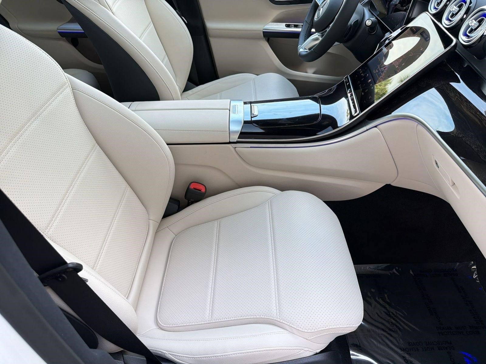 Used 2026 Mercedes-Benz GLC 300 4MATIC image 31