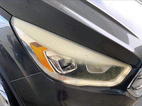 Used 2017 Ford Escape SE w/ Equipment Group 201A FWD image 26