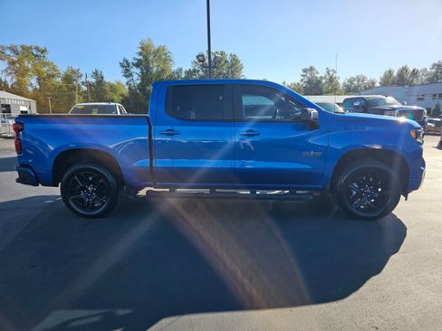 Used 2024 Chevrolet Silverado 1500 RST image 2