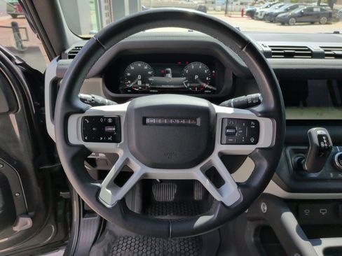 Used 2024 Land Rover Defender 110 S image 18