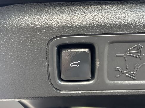 Used 2021 Ford Expedition Max King Ranch image 9