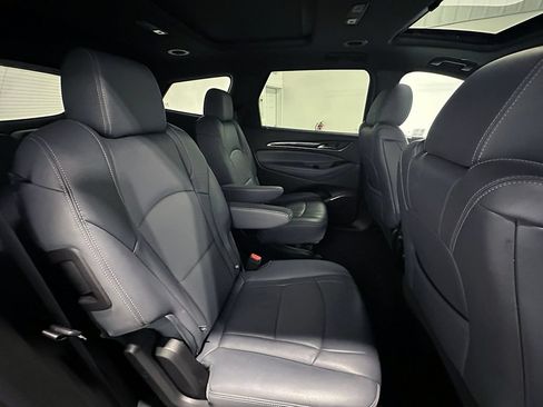 Used 2024 Buick Enclave Essence w/ Experience Buick Package AWD/4WD image 25