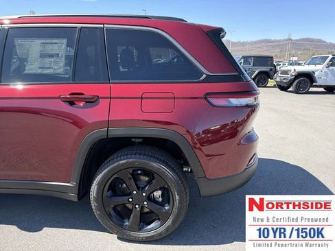 New 2026 Jeep Grand Cherokee Limited AWD/4WD image 9