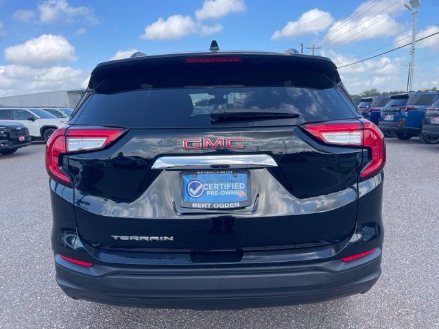 Used 2022 GMC Terrain SLE w/ Driver Convenience Package FWD image 8