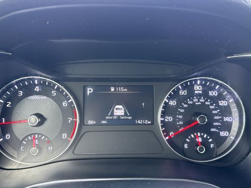 Used 2024 Kia Forte GT-Line FWD image 11