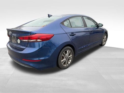 Used 2018 Hyundai Elantra SEL image 5