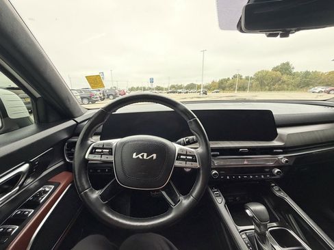 Used 2024 Kia Telluride SX Prestige image 19