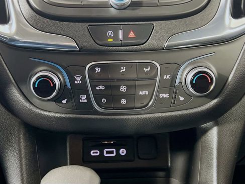 Used 2023 Chevrolet Equinox LT FWD image 15