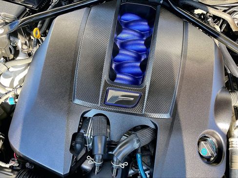 Used 2015 Lexus RC F image 31