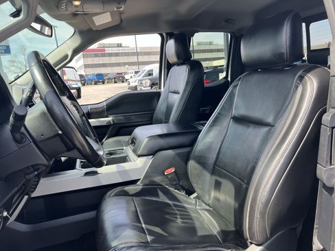 Used 2017 Ford F250 Lariat w/ Chrome Package image 13