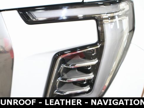 New 2025 GMC Yukon XL Denali w/ Sun & Power Step Package image 9