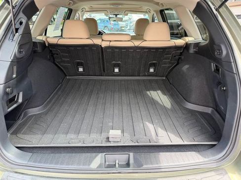 Used 2017 Subaru Outback 2.5i Limited AWD/4WD image 5