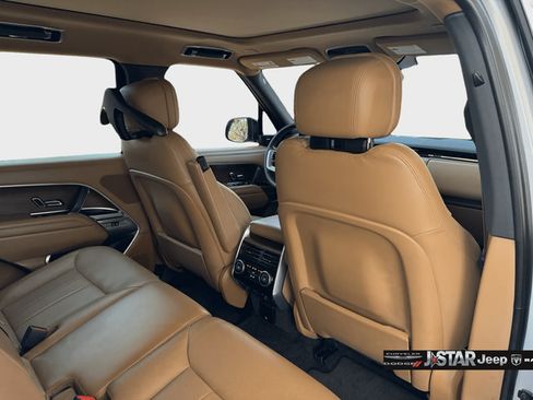 Used 2024 Land Rover Range Rover SE AWD/4WD image 28