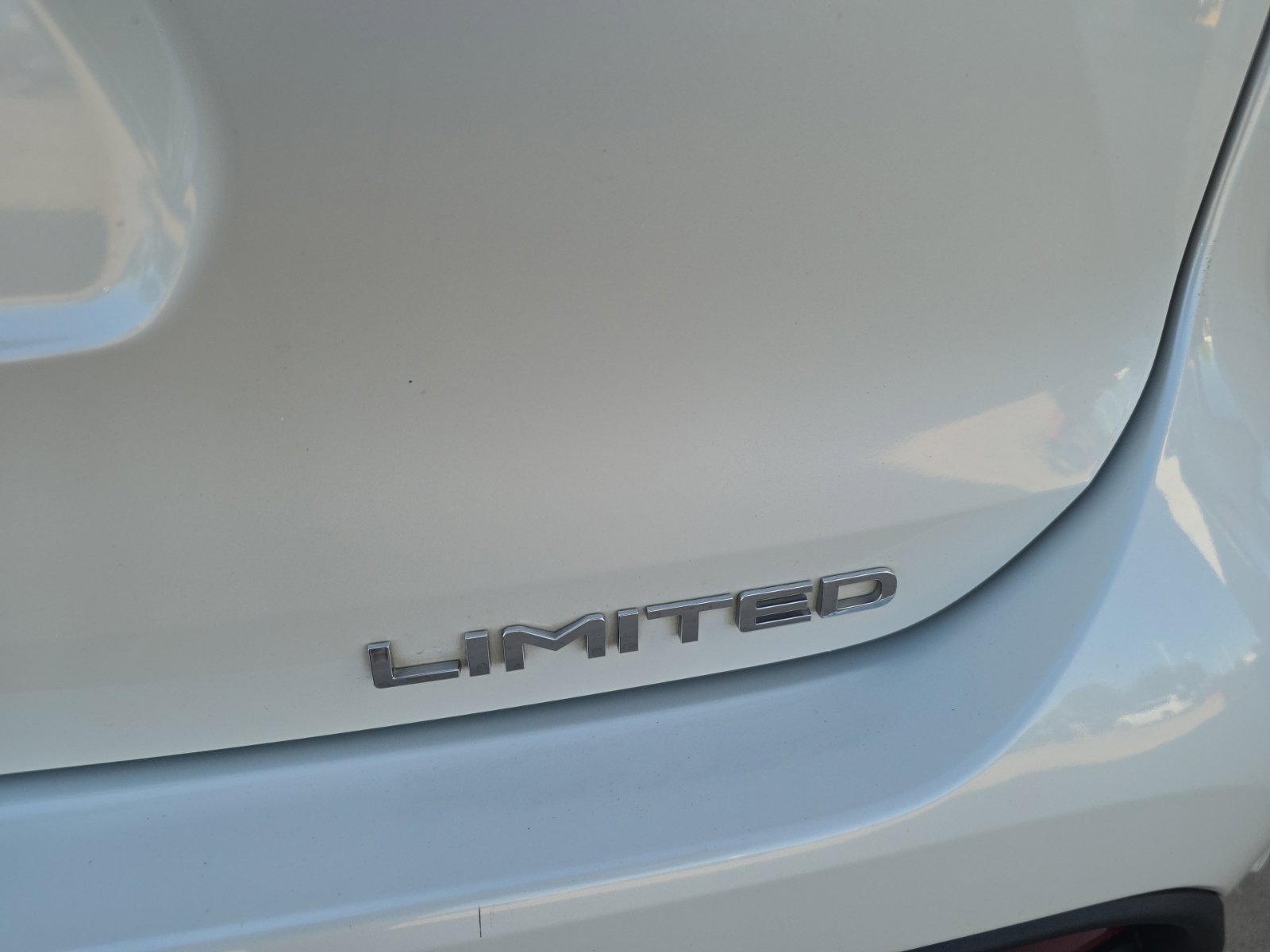 Used 2021 Toyota Highlander Limited FWD image 19