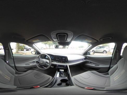 Used 2026 Hyundai Elantra Sport FWD image 37